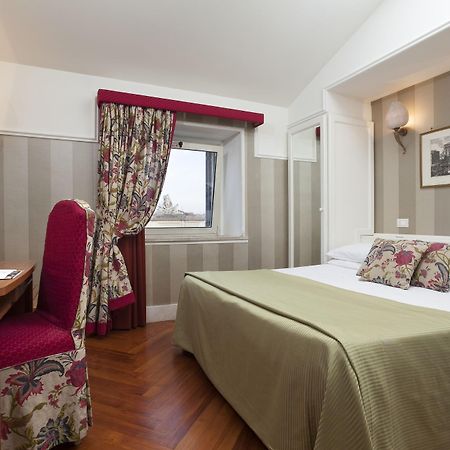 Hotel Kennedy Roma Esterno foto