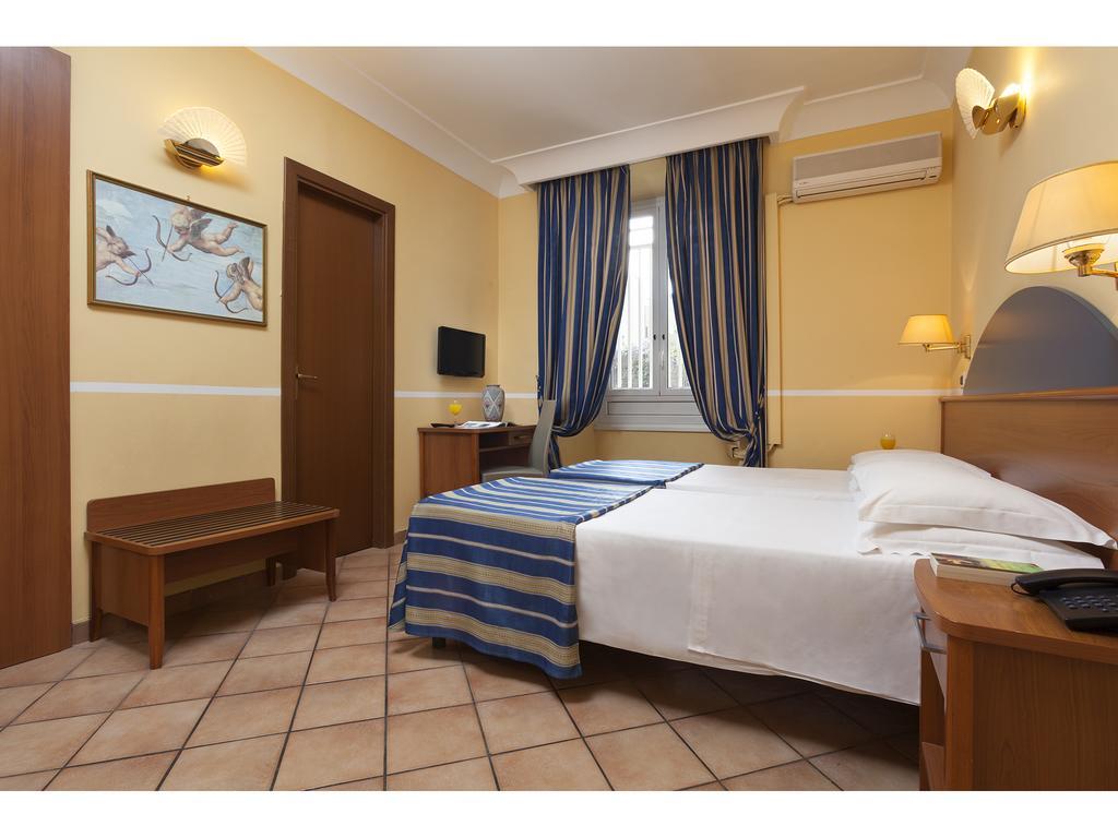Hotel Kennedy Roma Esterno foto